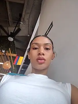 Leaberry online show from 02.28.26