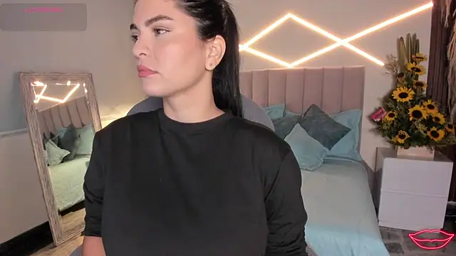 Veronicalanx1 online show from 02.25.26