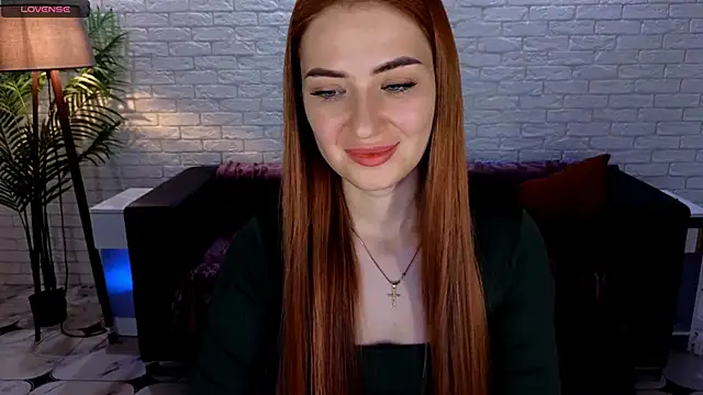 Adelyna Bird online show from 02.06.25