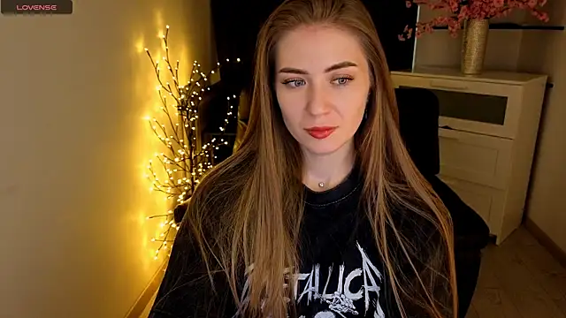 Adelyna Bird online show from 04.24.26