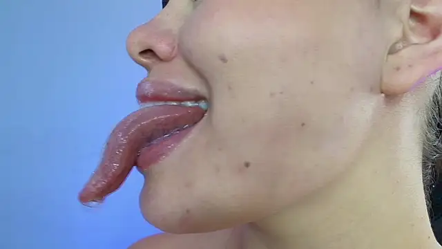 lisbet21x online show from 01.25.25