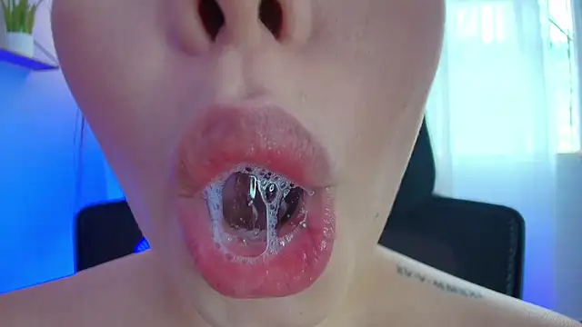 lisbet21x online show from 02.14.25