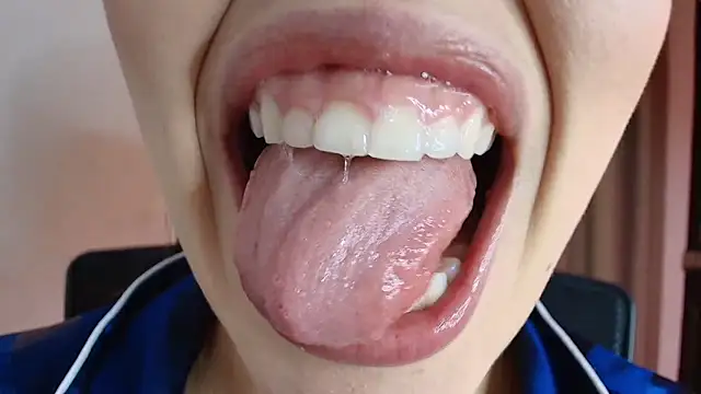 lisbet21x online show from 04.07.26