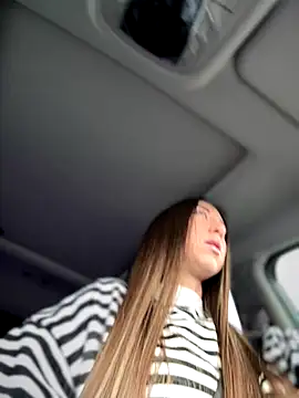 EvaCatt online show from 11.12.25