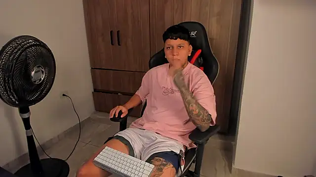 Jake simons online show from 03.30.26