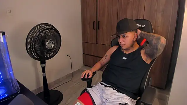 Jake simons online show from 04.25.26