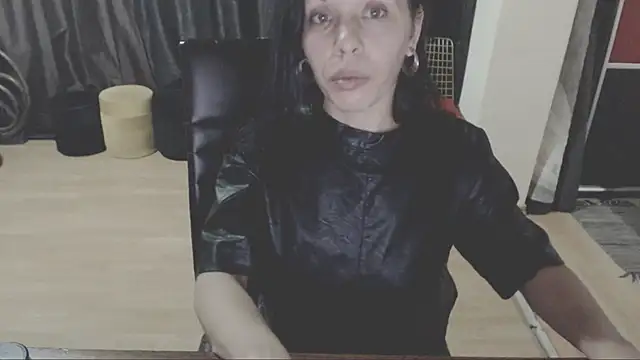 GoldenSasha online show from 11.23.25