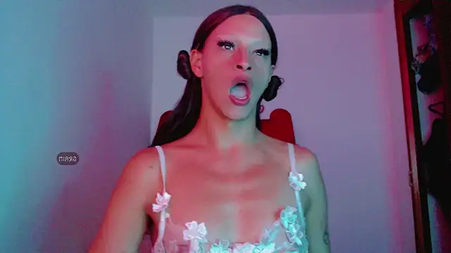 Summer XO online show from 12.04.24
