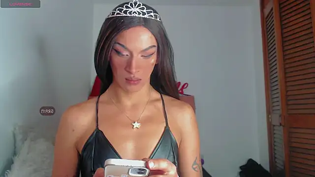 Summer XO online show from 01.08.25