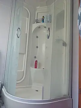 Snapshot of U_prolazu chatting on 03.04.26 U prolazu online show from 03.04.26