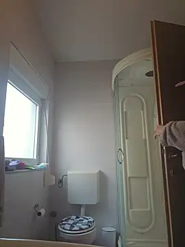 Snapshot of U_prolazu chatting on 04.03.26 U prolazu online show from 04.03.26