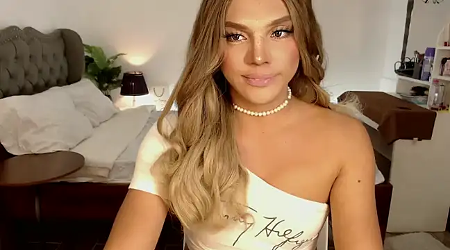 Snapshot of liaa_lurrecams chatting on 12.10.24 liaa lurrecams online show from 12.10.24