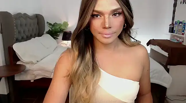 Snapshot of liaa_lurrecams chatting on 01.06.25 liaa lurrecams online show from 01.06.25