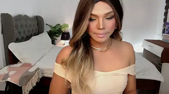 Snapshot of liaa_lurrecams chatting on 01.08.25 liaa lurrecams online show from 01.08.25