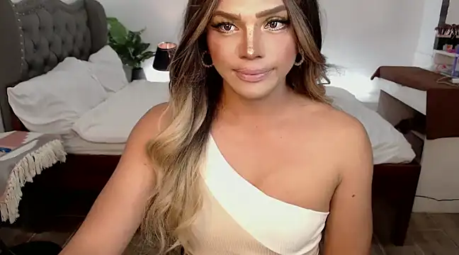 Snapshot of liaa_lurrecams chatting on 01.21.25 liaa lurrecams online show from 01.21.25