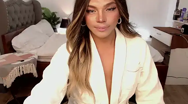 Snapshot of liaa_lurrecams chatting on 01.24.25 liaa lurrecams online show from 01.24.25