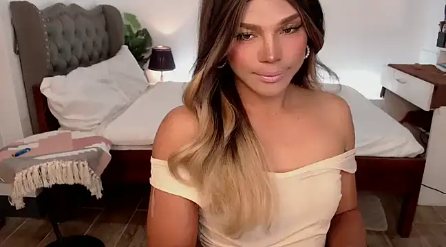 Snapshot of liaa_lurrecams chatting on 02.02.25 liaa lurrecams online show from 02.02.25