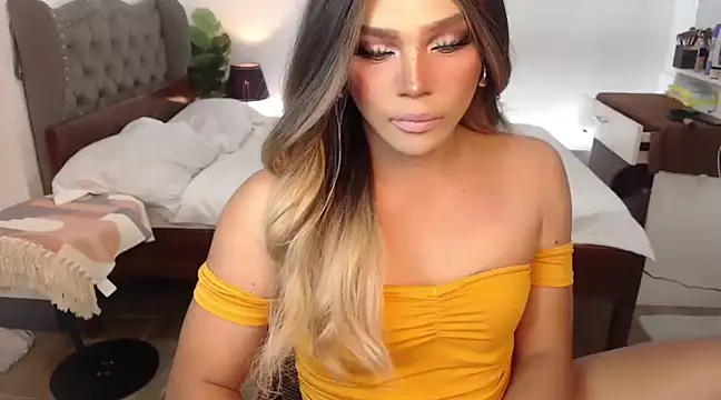 Snapshot of liaa_lurrecams chatting on 03.02.25 liaa lurrecams online show from 03.02.25