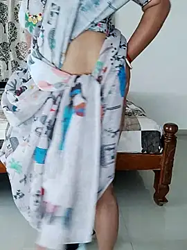 Snapshot of Indian_desi_wife chatting on 06.11.26 Indian desi wife online show from 06.11.26