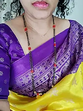 Snapshot of Indian_desi_wife chatting on 07.05.26 Indian desi wife online show from 07.05.26