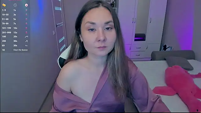 Snapshot of Devil_Mixi chatting on 10.26.25 Devil Mixi online show from 10.26.25