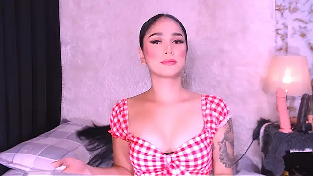 Oriental Tiara online show from 03.14.25