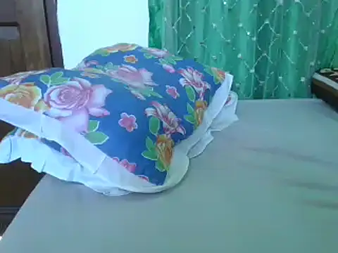 sweetchic  online show from 10.26.25