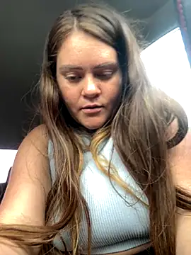 Snapshot of lena_paulxo chatting on 10.21.25 lena paulxo online show from 10.21.25