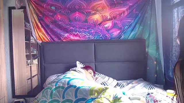 Snapshot of Alexxx_andr4 chatting on 10.29.25 Alexxx andr4 online show from 10.29.25