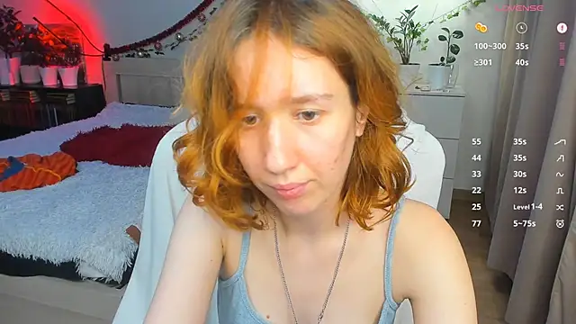 Snapshot of Ooooooli chatting on 01.18.25 Ooooooli online show from 01.18.25