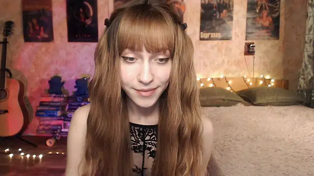 Friendly Ellie online show from 12.16.24