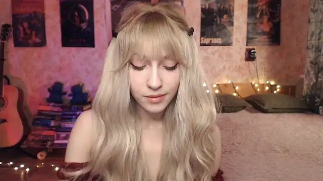 Friendly Ellie online show from 01.19.25