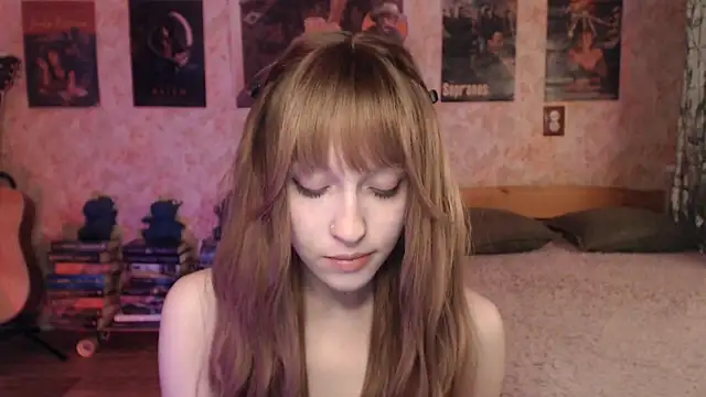 Friendly Ellie online show from 04.10.26