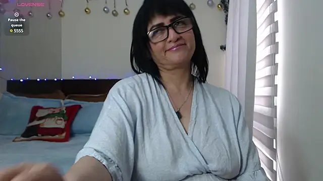ISABEEL SOFIA01 online show from 12.26.24