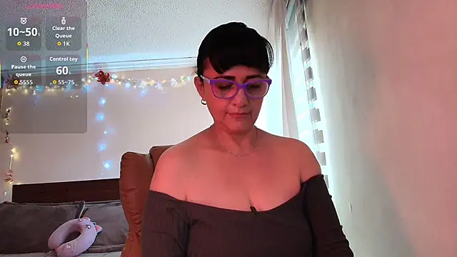 ISABEEL SOFIA01 online show from 03.05.26