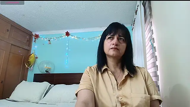 ISABEEL SOFIA01 online show from 07.15.26
