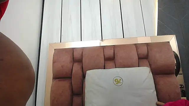 Snapshot of arianna_pearl chatting on 09.26.25 arianna pearl online show from 09.26.25