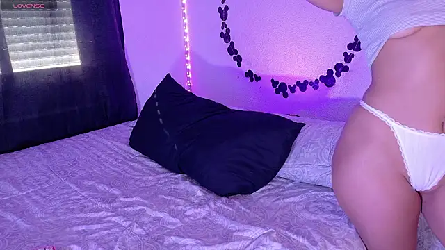 KLOE MARTINS online show from 03.19.26