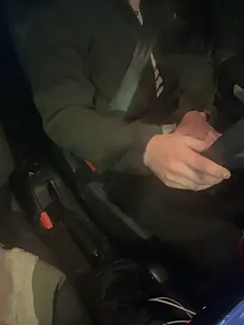 agitnizci13 online show from 12.04.25