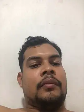 ElsecretodeBruno online show from 03.19.25