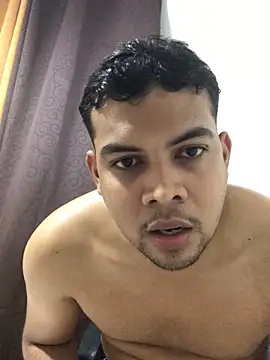 ElsecretodeBruno online show from 10.27.25