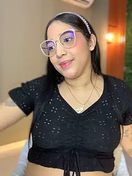 Amandanauty online show from 12.15.24