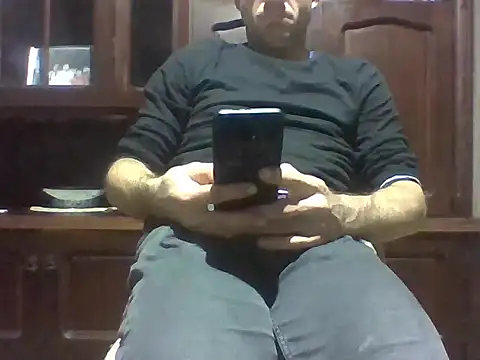 aroj95 online show from 10.13.25