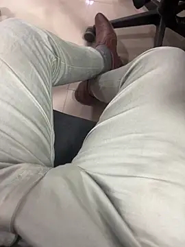 Bareilly Boy1 online show from 02.26.25