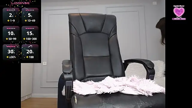 LillieSoonKim online show from 12.23.24
