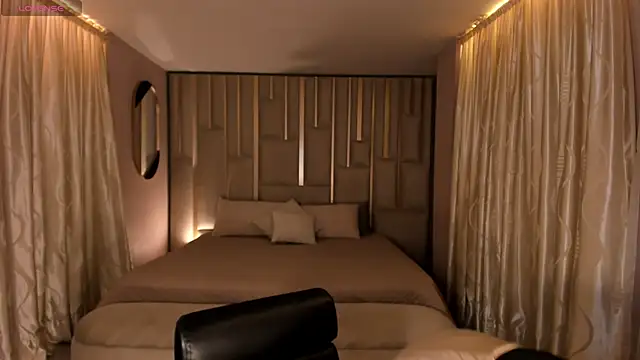 NickyLawson online show from 11.14.25