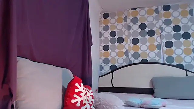 sexyevalove online show from 10.14.25