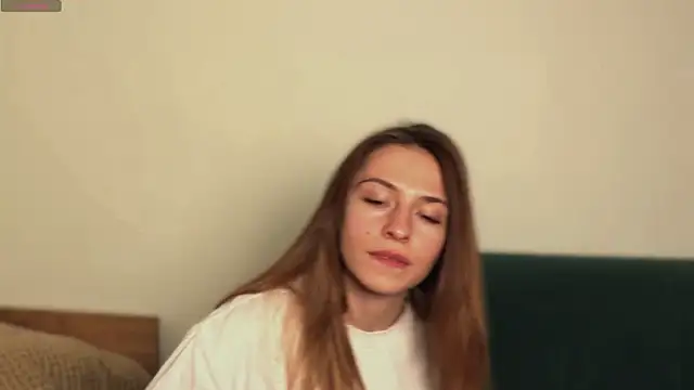 LovelyKatea online show from 04.06.26