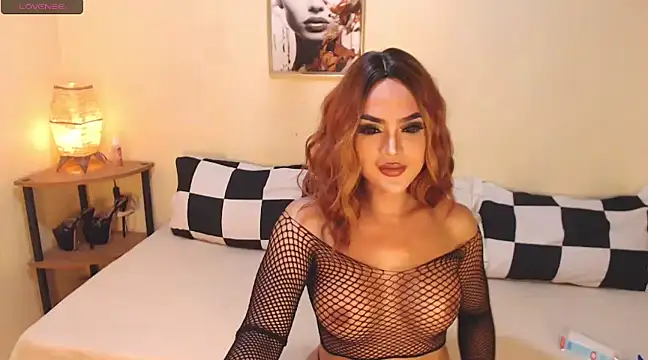 Snapshot of XQueenseductionX69 chatting on 02.17.25 XQueenseductionX69 online show from 02.17.25