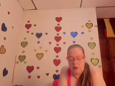 Snapshot of BarbaraFight chatting on 03.21.25 BarbaraFight online show from 03.21.25